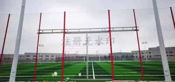 推拉门
